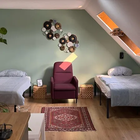 아파트 Moderne In Ruhiger Lage