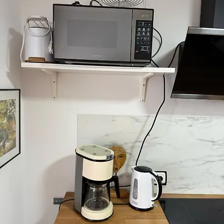 Moderne In Ruhiger Lage 아파트 크레펠트