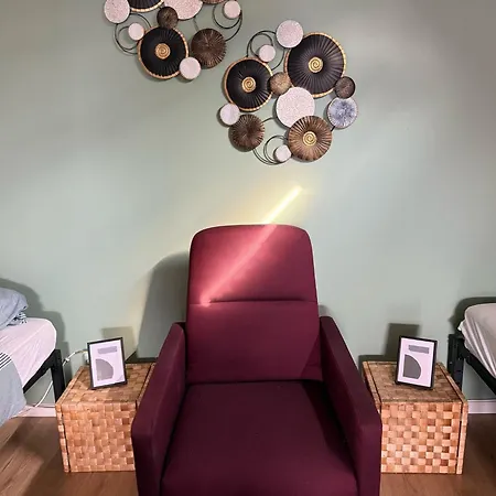Moderne In Ruhiger Lage Apartment