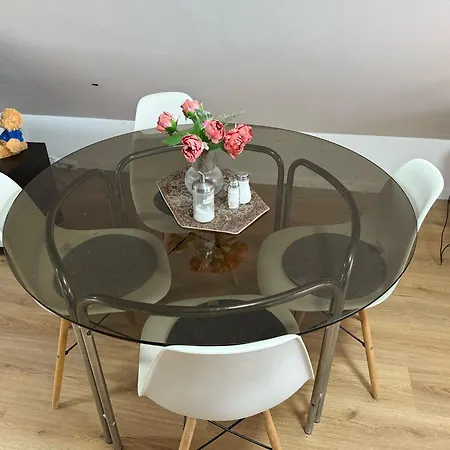 Appartement Moderne In Ruhiger Lage