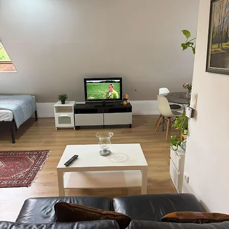 Moderne In Ruhiger Lage Krefeld