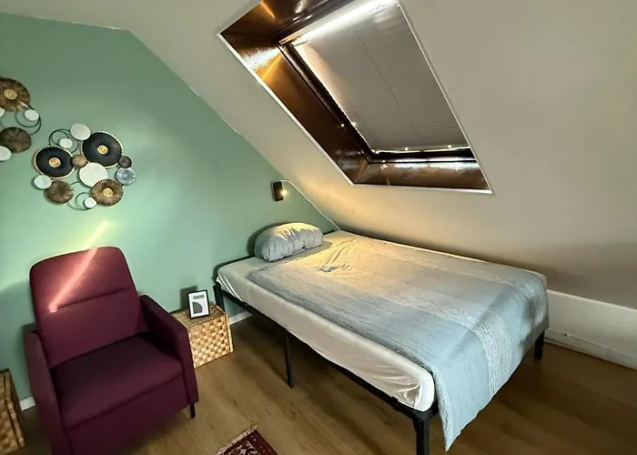 Moderne In Ruhiger Lage * 克雷费尔德